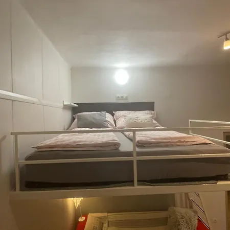 شقة Hanna&rita In The Centre Lonyay 42a 3rd Floor In The Back Yard بودابست